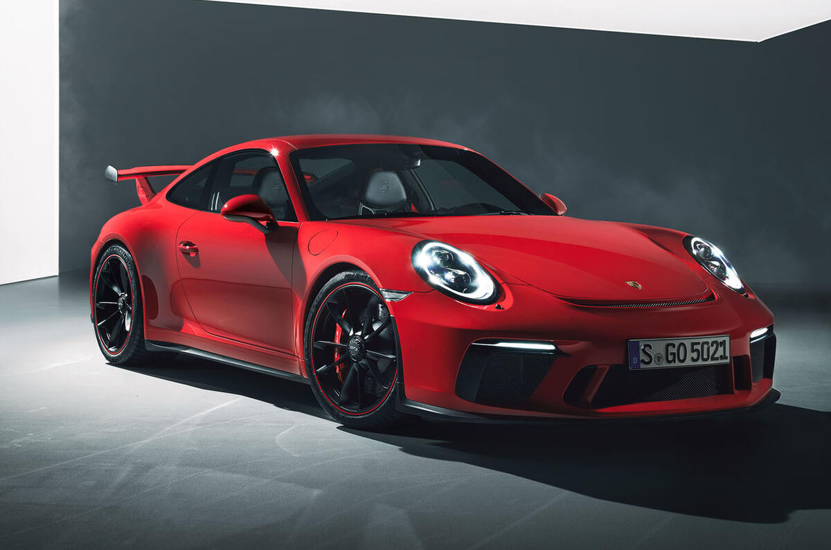 Updated Porsche 911 GT3 gains manual gearbox and 9000rpm redline