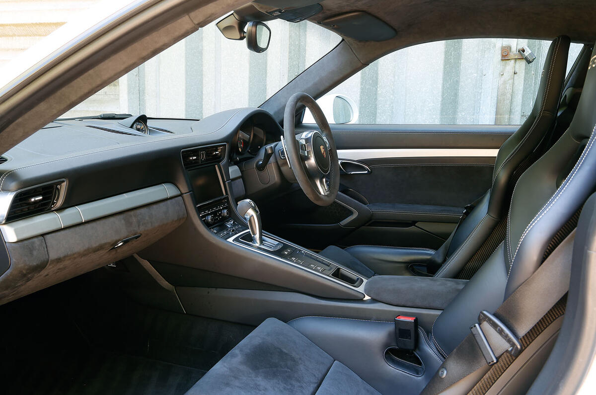 Porsche 911 GT3 triple test