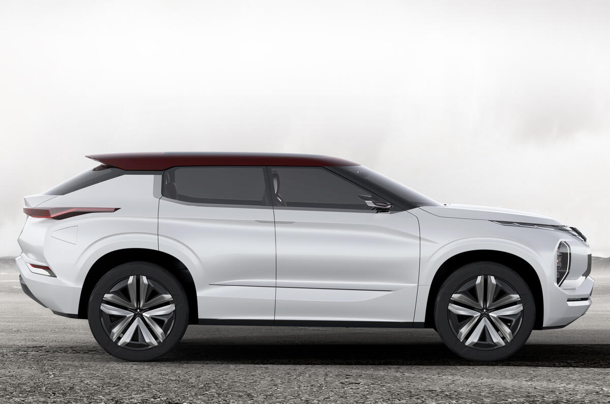 Mitsubishi GT PHEV concept