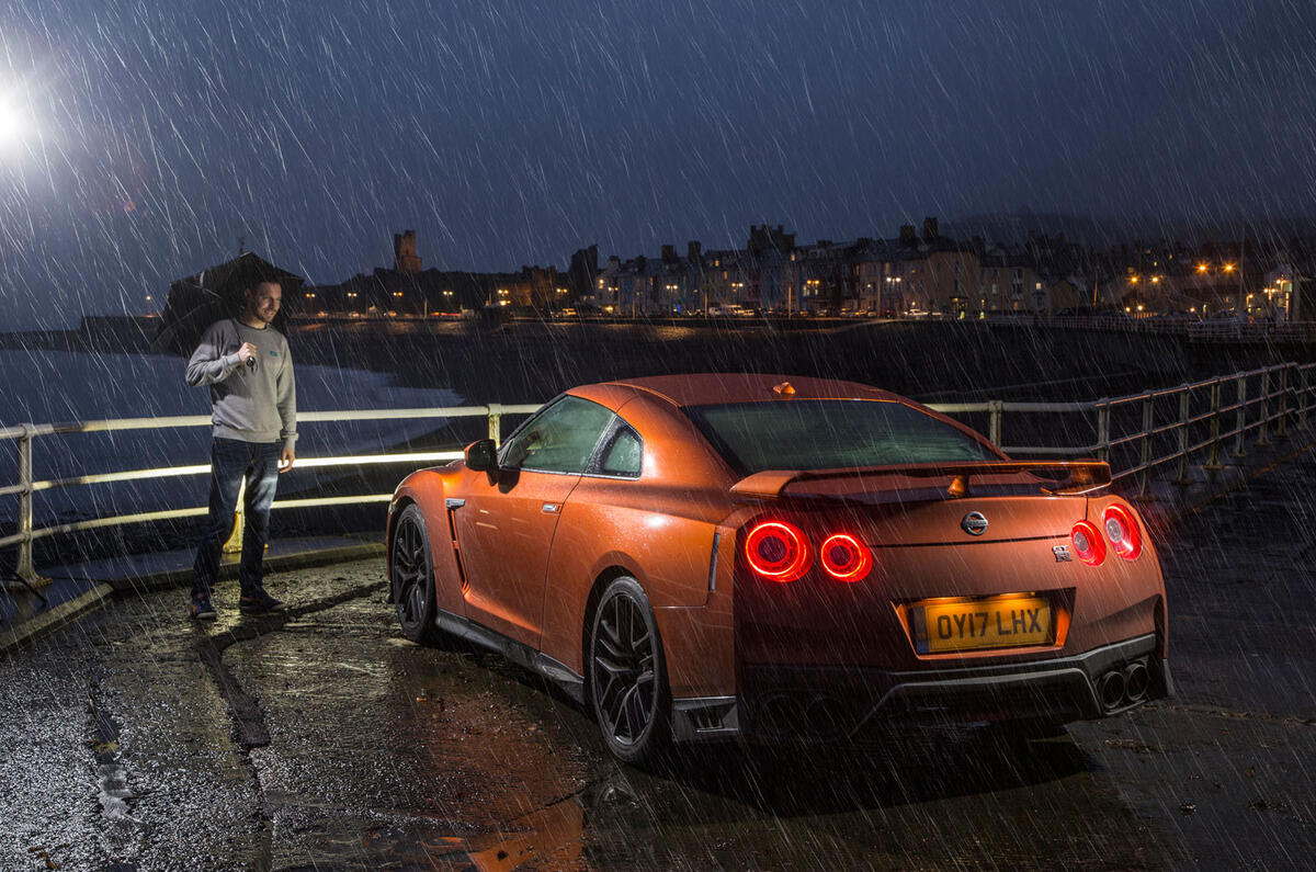 Nissan GT-R roadtrip 