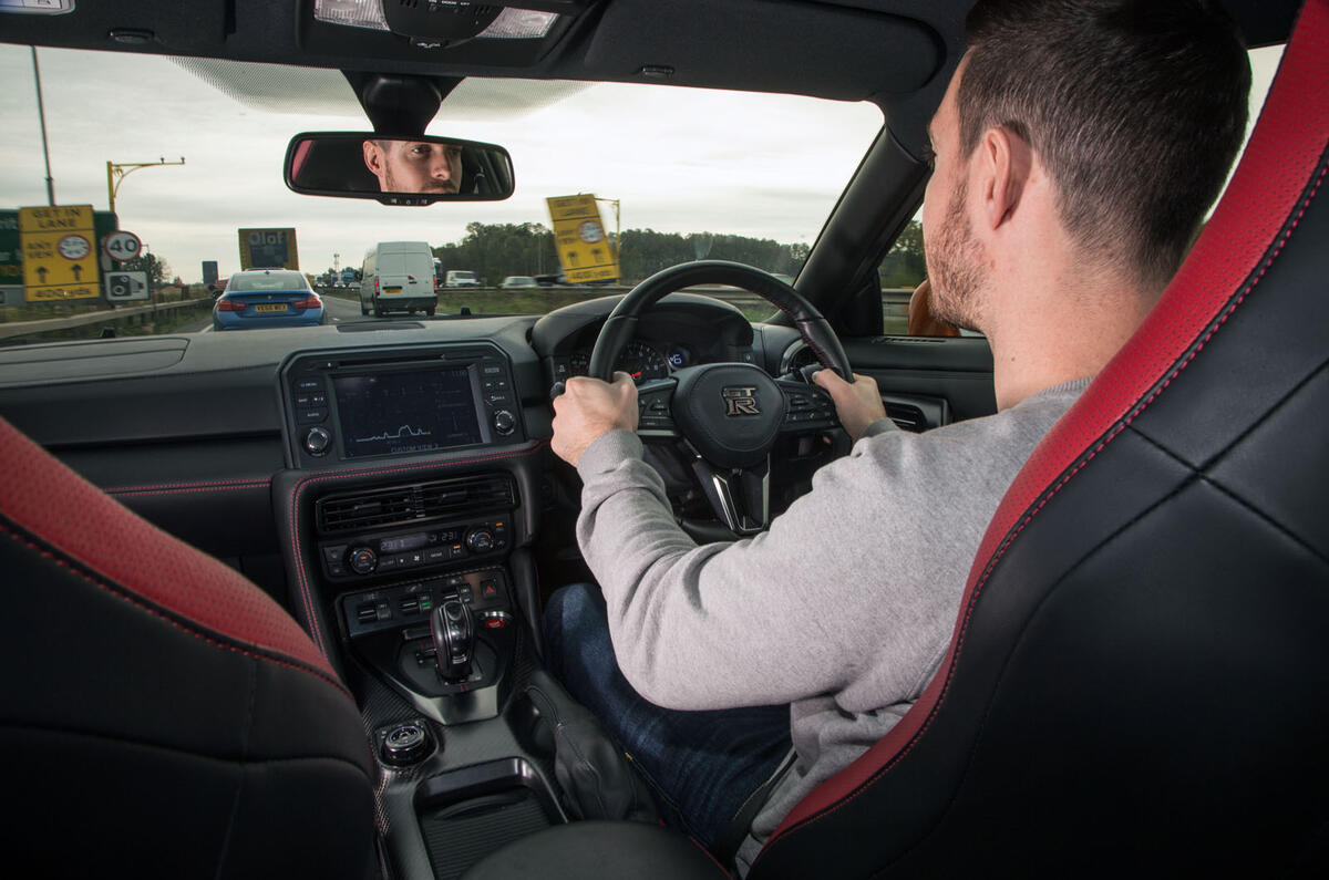 Nissan GT-R roadtrip 