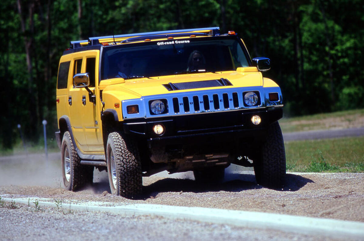 Hummer H2 road test review - hero front