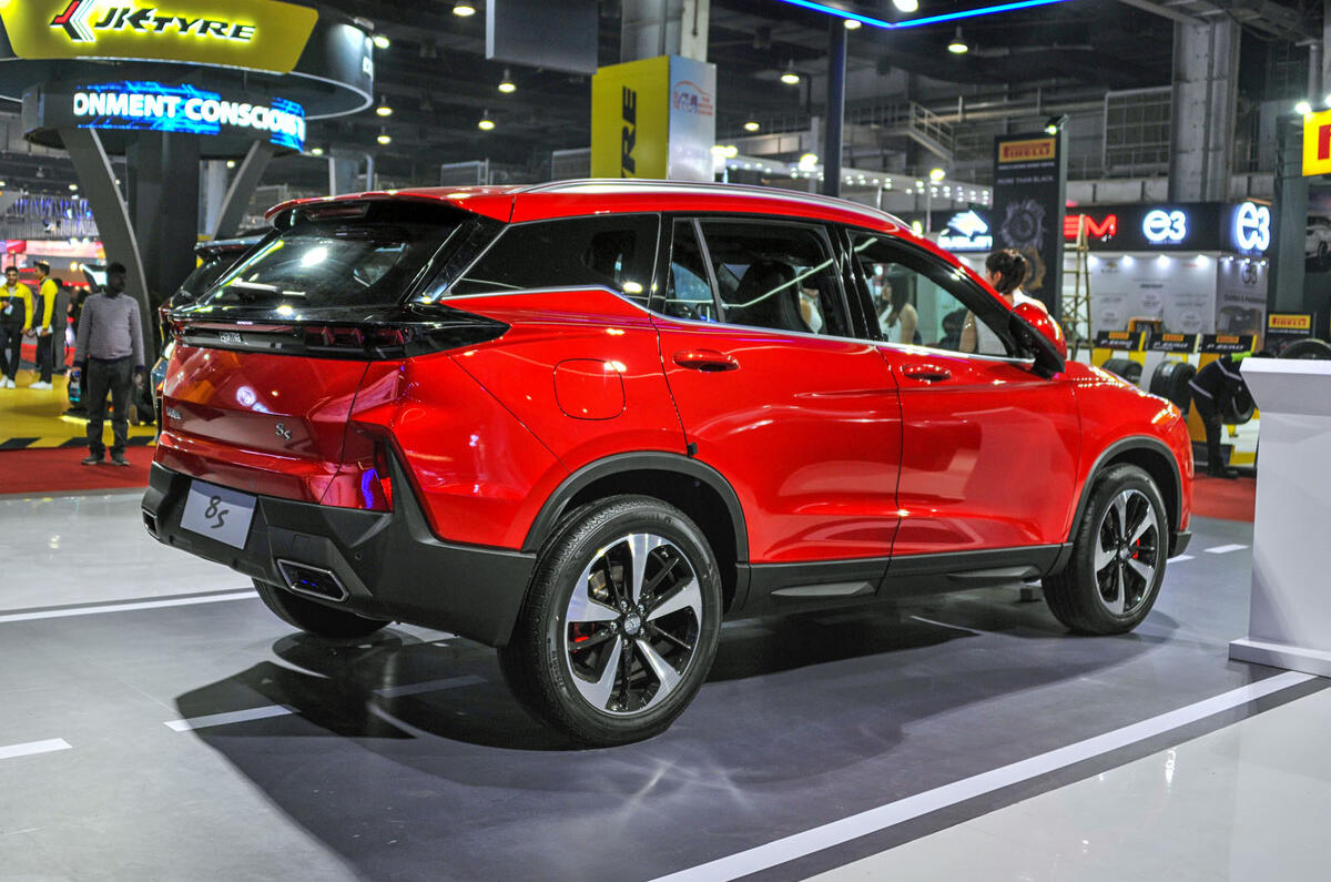 New Delhi Auto Expo 2020 - Haima 8S rear New Delhi Auto Expo 2020 - Haima 8S rear
