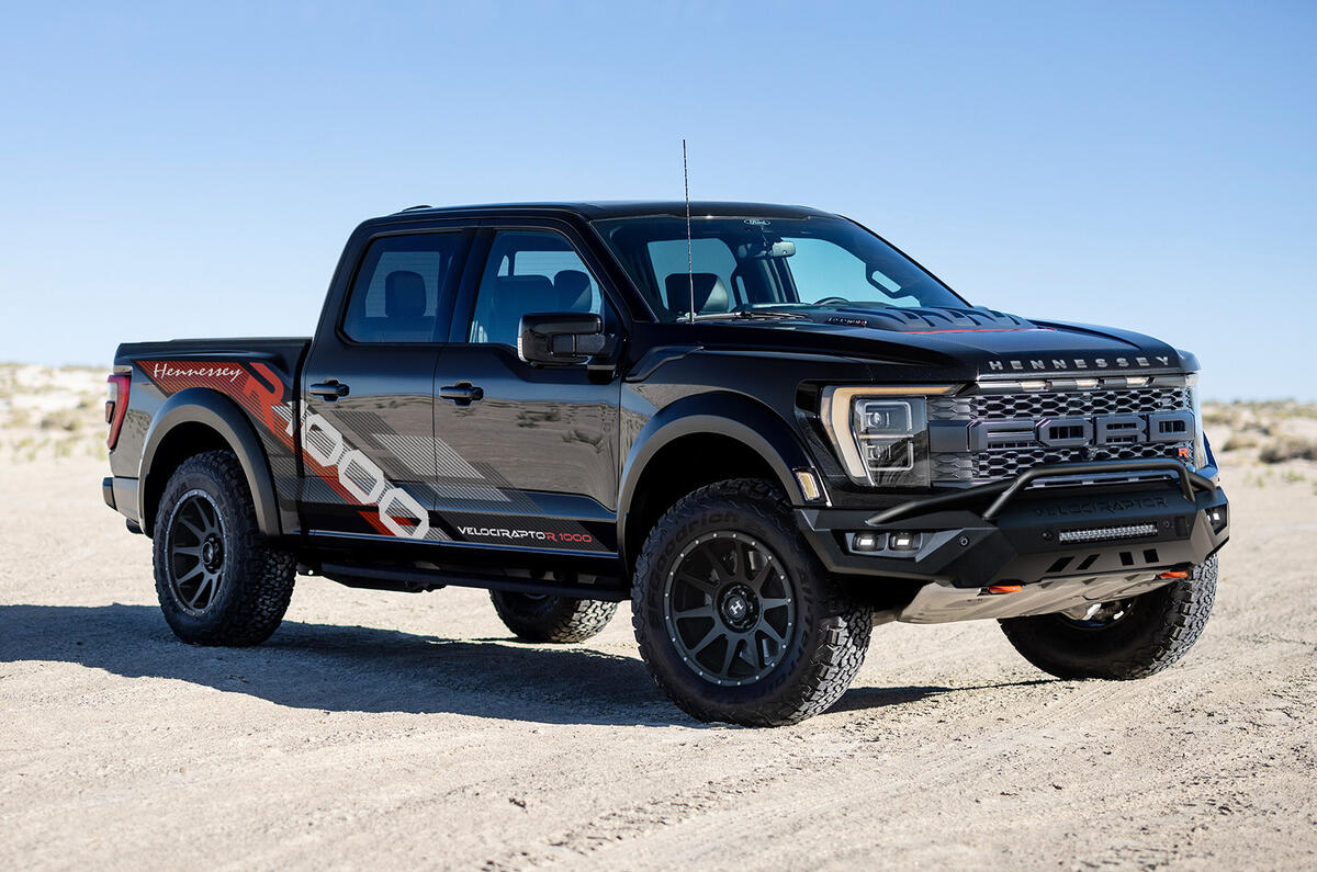 Hennessey Velociraptor black  Hennessey Velociraptor black