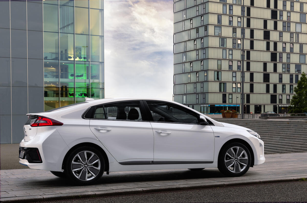 Uber Lease Car >> Hyundai to take on Toyota for Uber partnership | Autocar Uber Lease Car >> Hyundai to take on Toyota for Uber partnership | Autocar