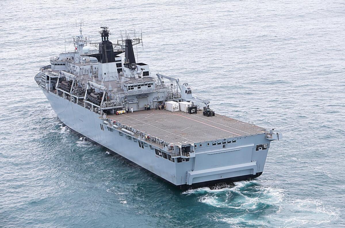 HMS Bulwark - Christmas road test