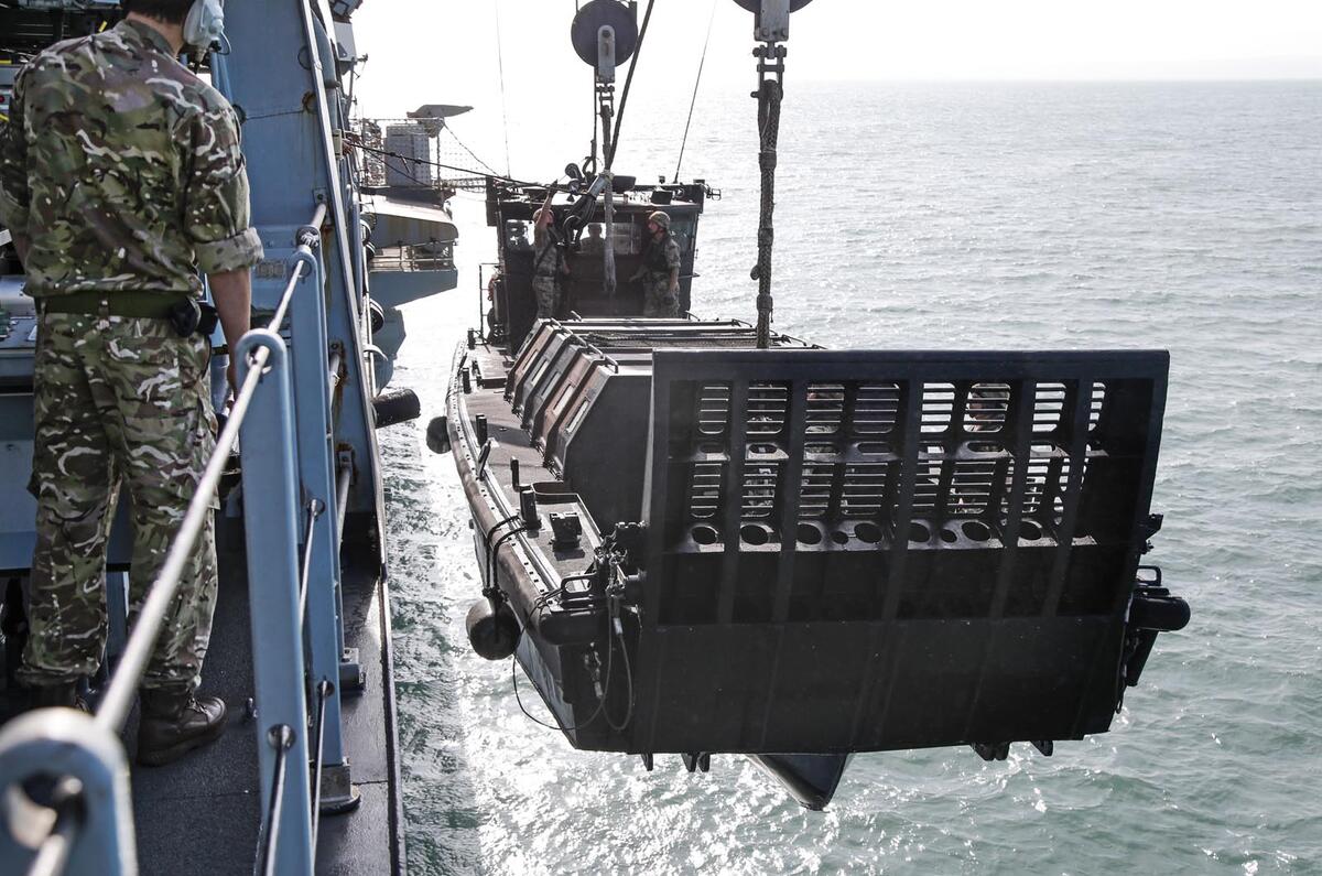 HMS Bulwark - Christmas road test