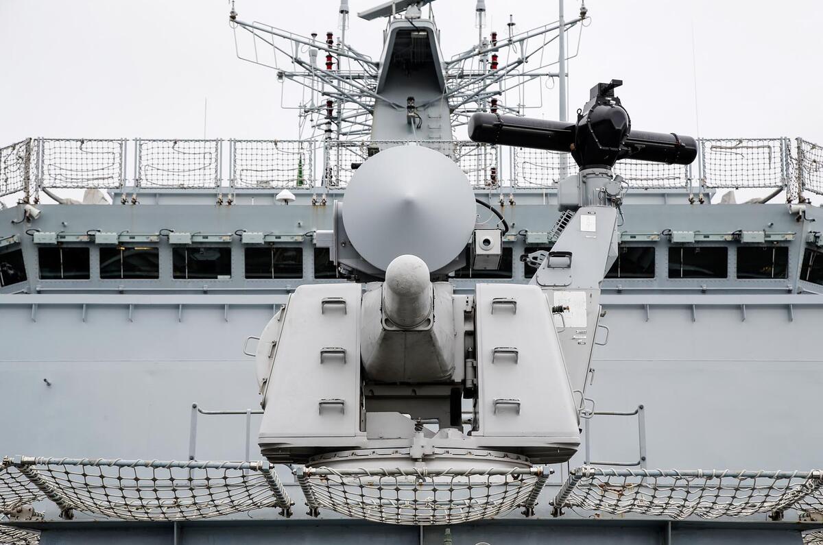 HMS Bulwark - Christmas road test