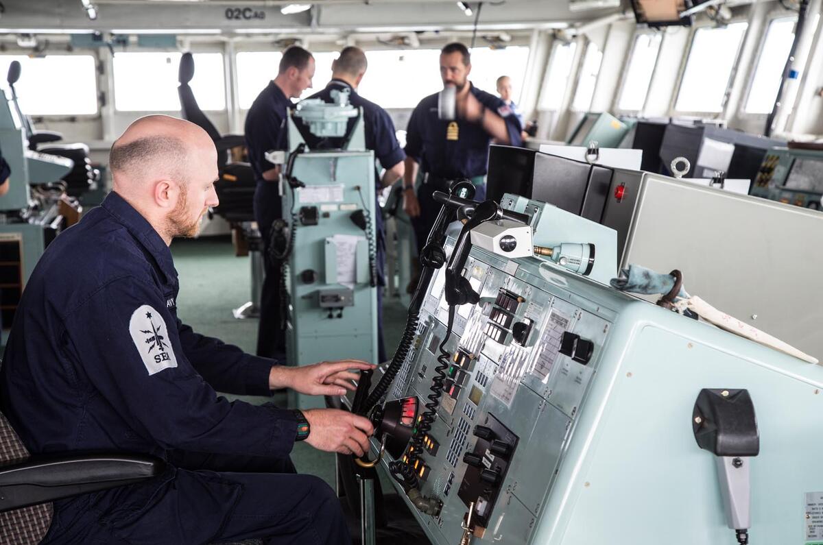 HMS Bulwark - Christmas road test