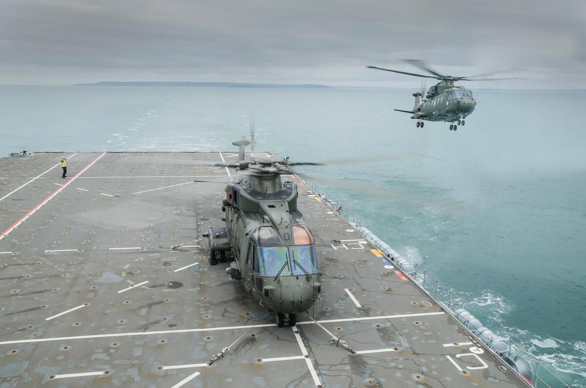 HMS Bulwark - Christmas road test