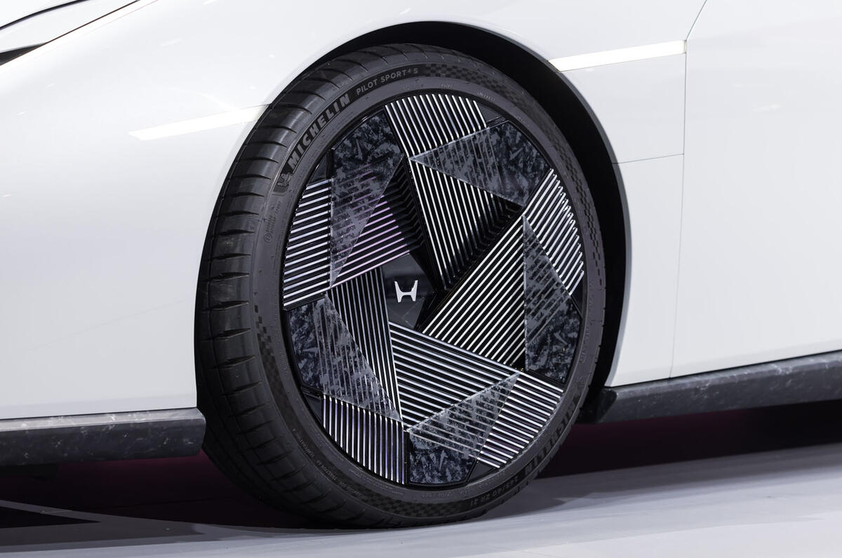 Honda 0 Series Saloon wheel detail Honda 0 Series Saloon wheel detail