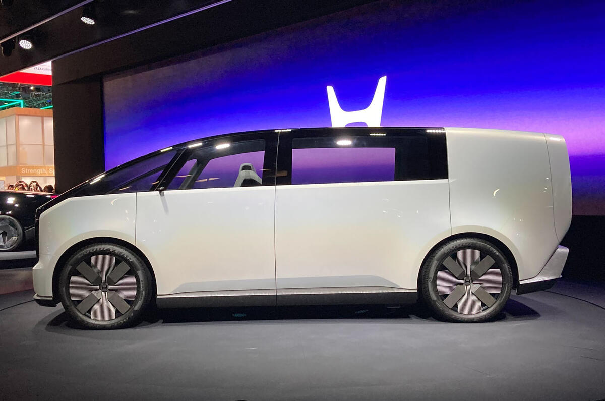 Honda Zero Space Hub CES side Honda Zero Space Hub CES side