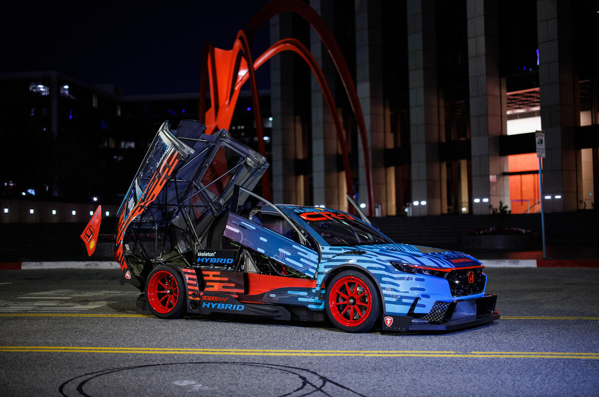 Honda CR V Hybrid racer doors up Honda CR V Hybrid racer doors up