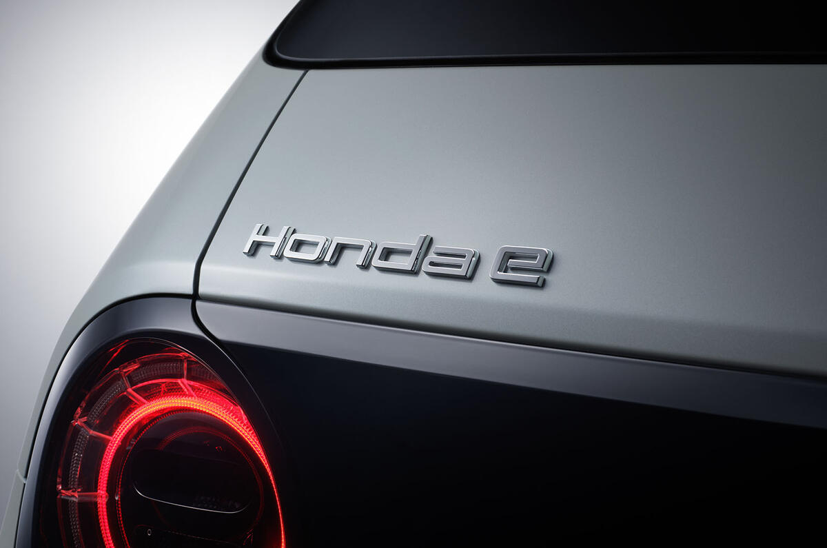 Honda e official production version - rear badge