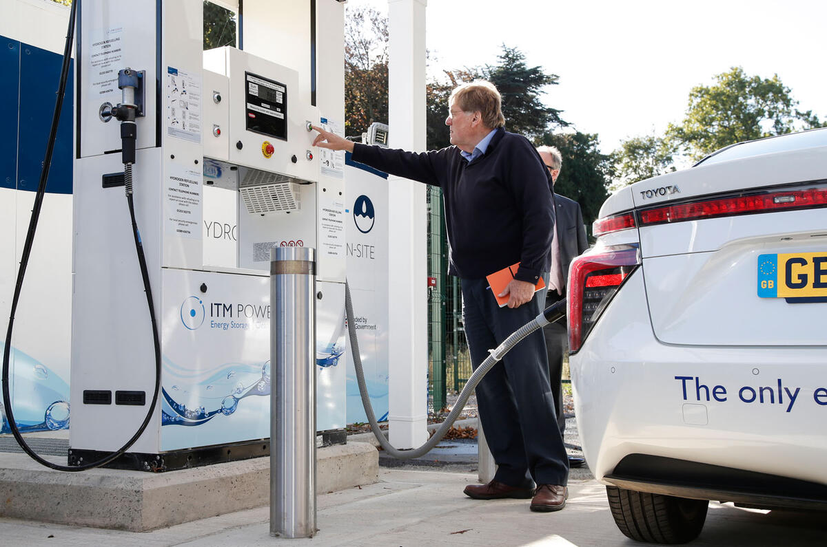 How far have hydrogen-powered cars come?