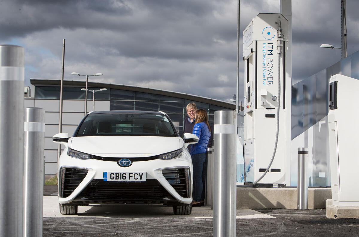 How far have hydrogen-powered cars come?