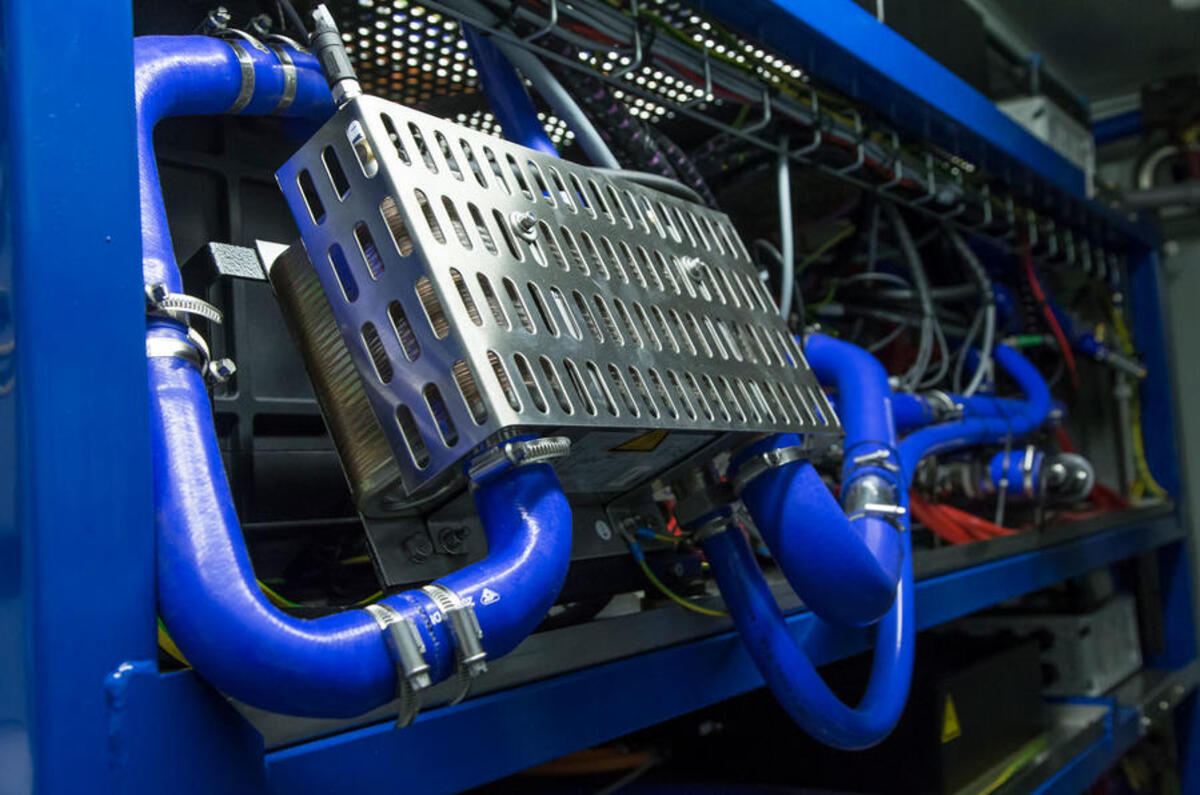 Hydrogen fuel cell