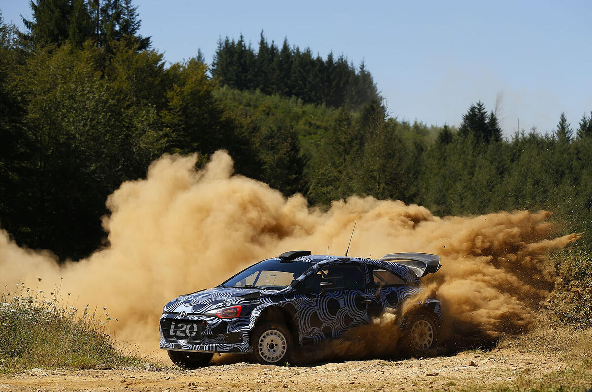 2017 Hyundai i20 Coupe WRC - new pre-season testing pics