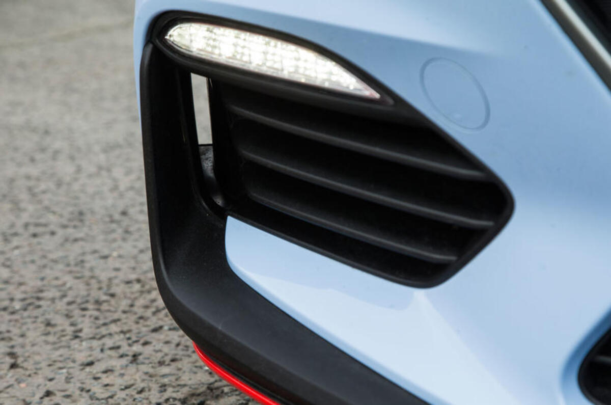 hyundai i30n led day running lights hyundai i30n led day running lights