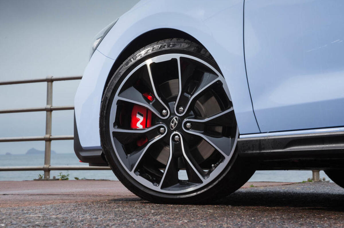 Volkswagen Golf GTI vs Hyundai i30n hyundai wheels