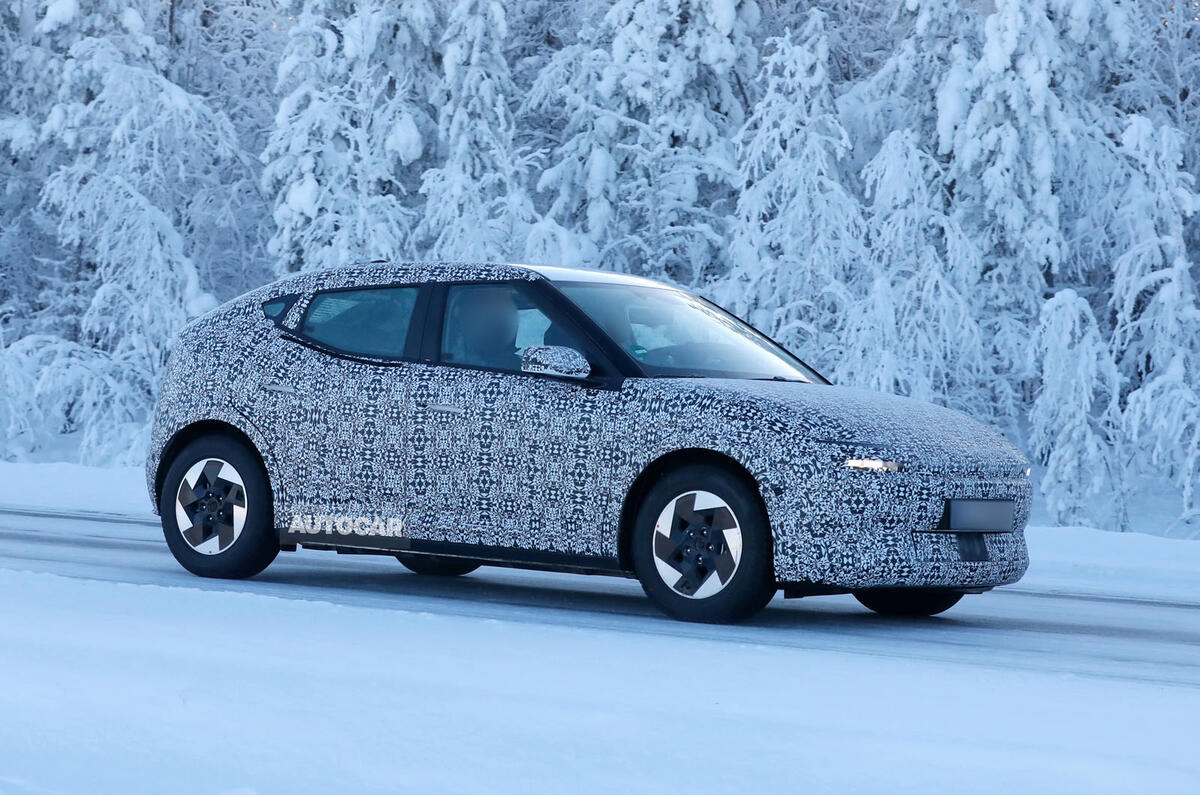 Hyundai Ioniq 3 camo front quarter static