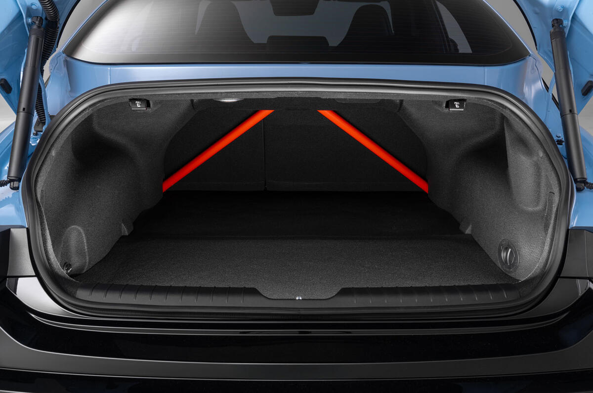 Hyundai Ioniq 6 N rear brace Hyundai Ioniq 6 N rear brace