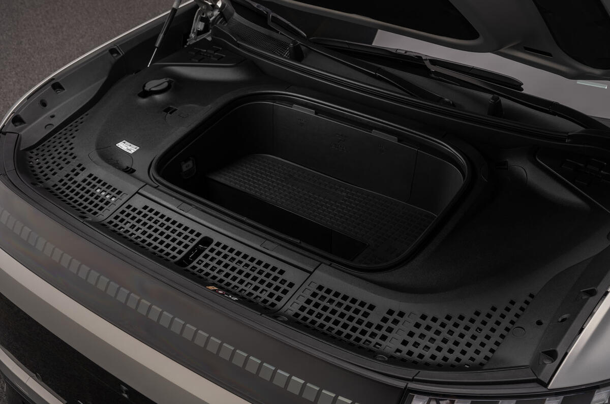 Hyundai Ioniq 9 froot Hyundai Ioniq 9 froot