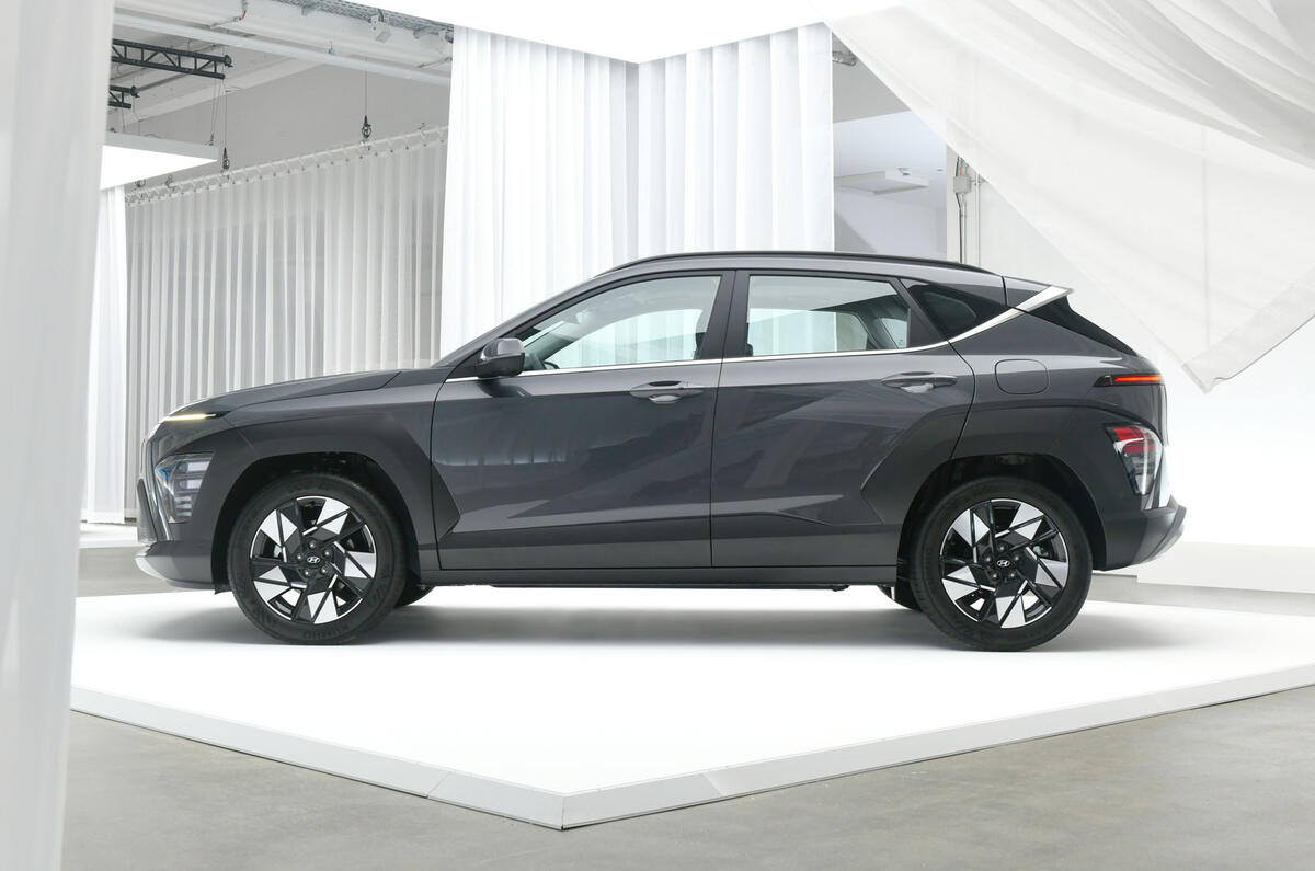 Hyundai Kona 2023 side static