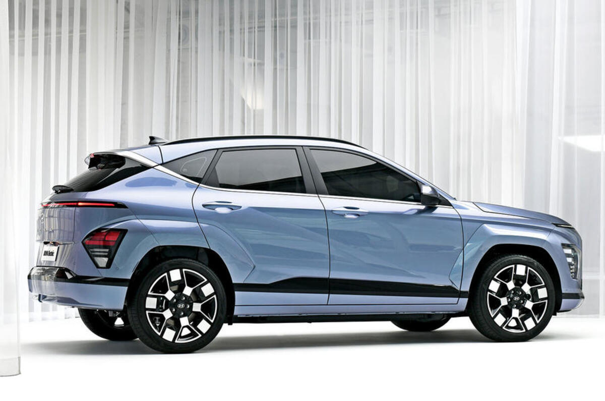 hyundai kona rear three quarter hyundai kona rear three quarter