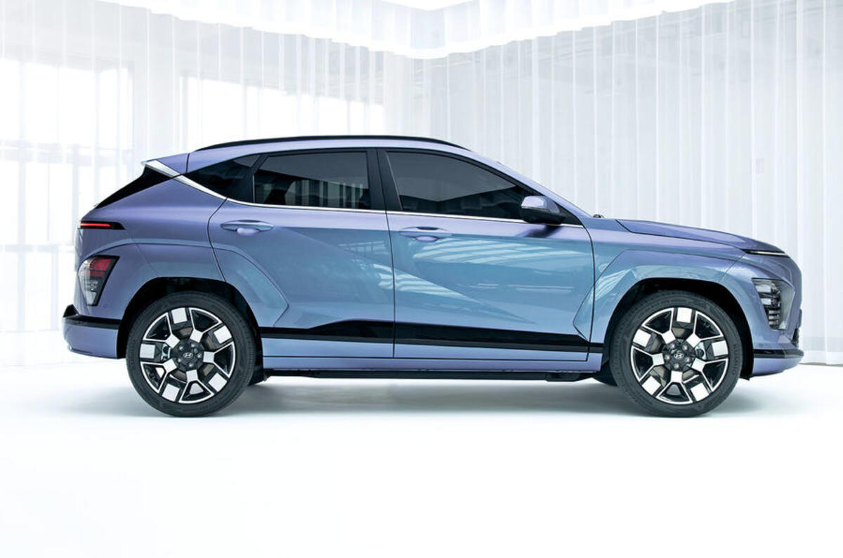 hyundai kona side