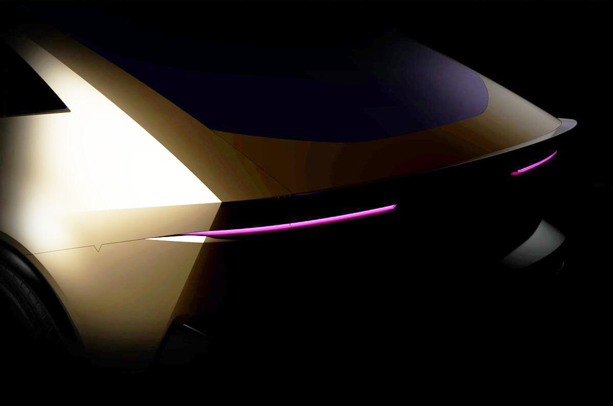 Hyundai Venus Earth 1