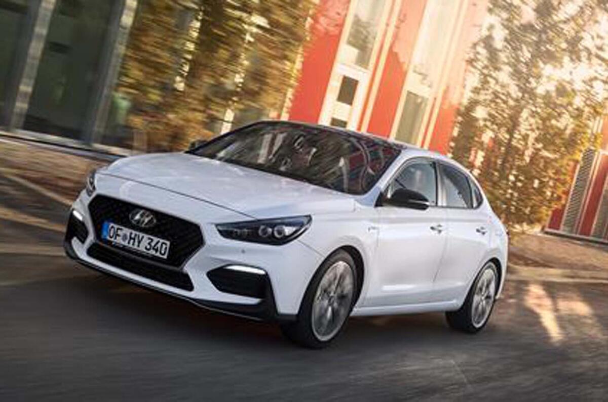 Hyundai i30 N Fastback front three quarters