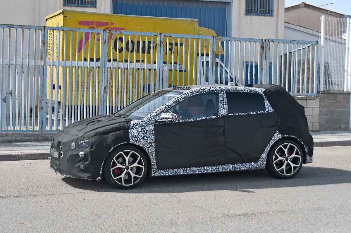 Hyundai i20 N spyshot side front