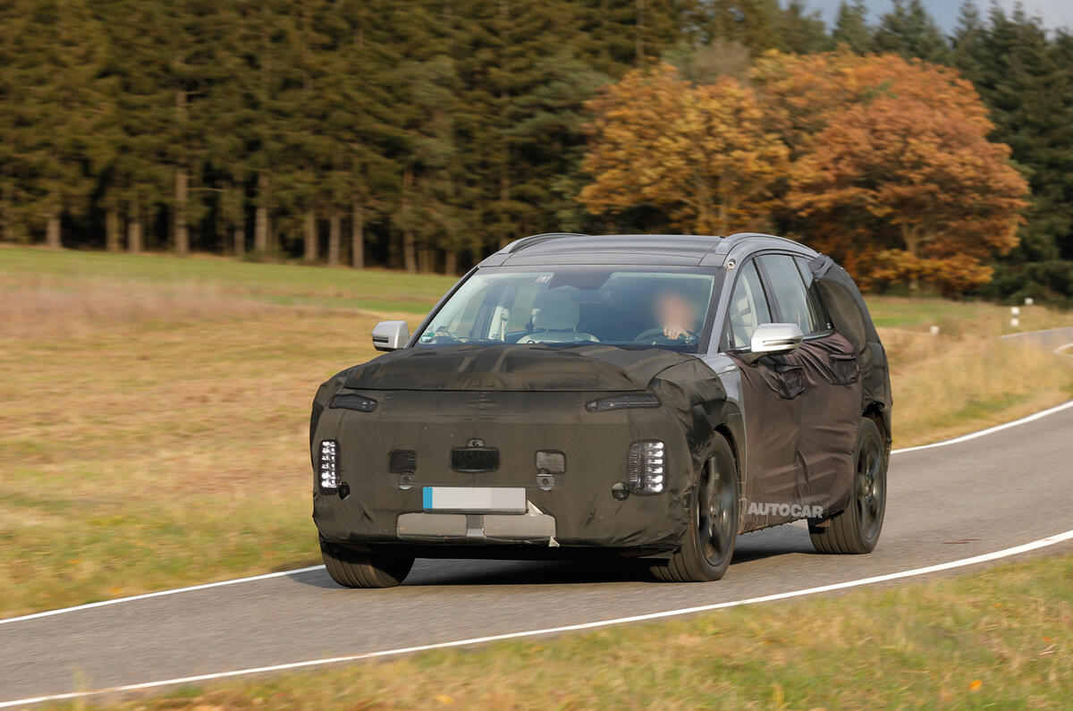 Hyundai Ioniq 7 front half Hyundai Ioniq 7 front half