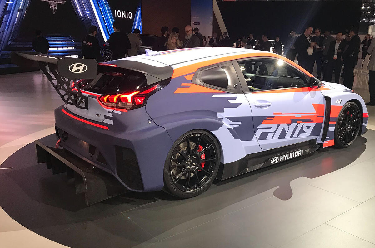 Hyundai RM19 concept at LA motor show - rear