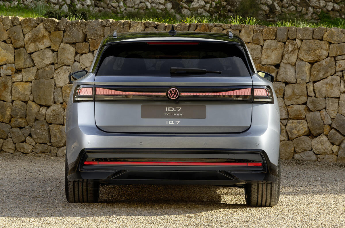 ID 7 Tourer rear end ID 7 Tourer rear end