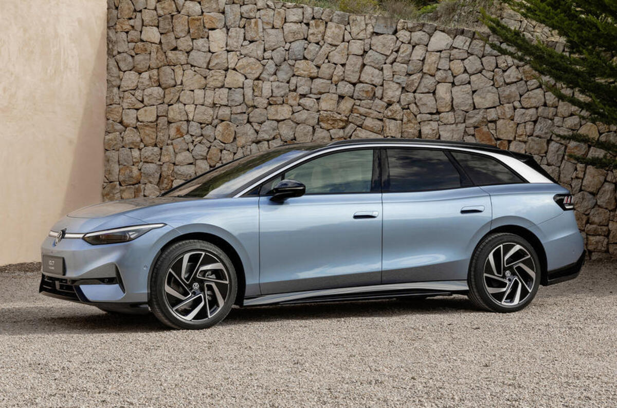 id 7 tourer side angle id 7 tourer side angle