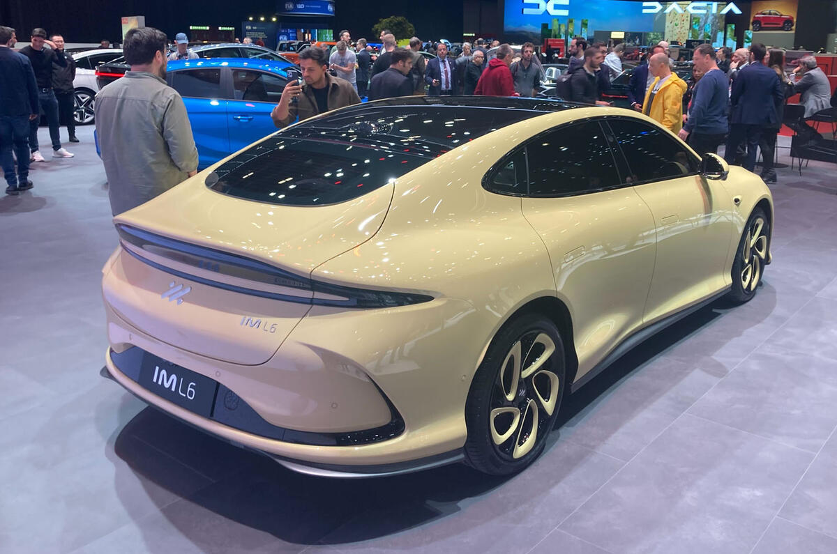 IM L6 rear