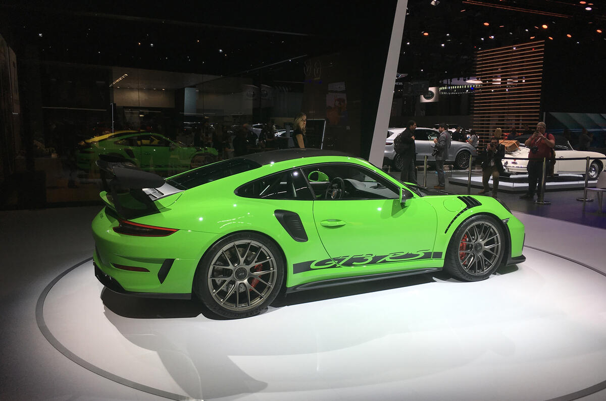 2018 Porsche 911 GT3 RS: Weissach pack revealed with 29kg weight loss