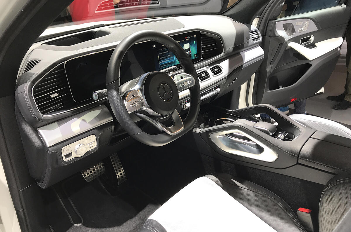 2019 Mercedes GLE gets long-range hybrid and trick suspension