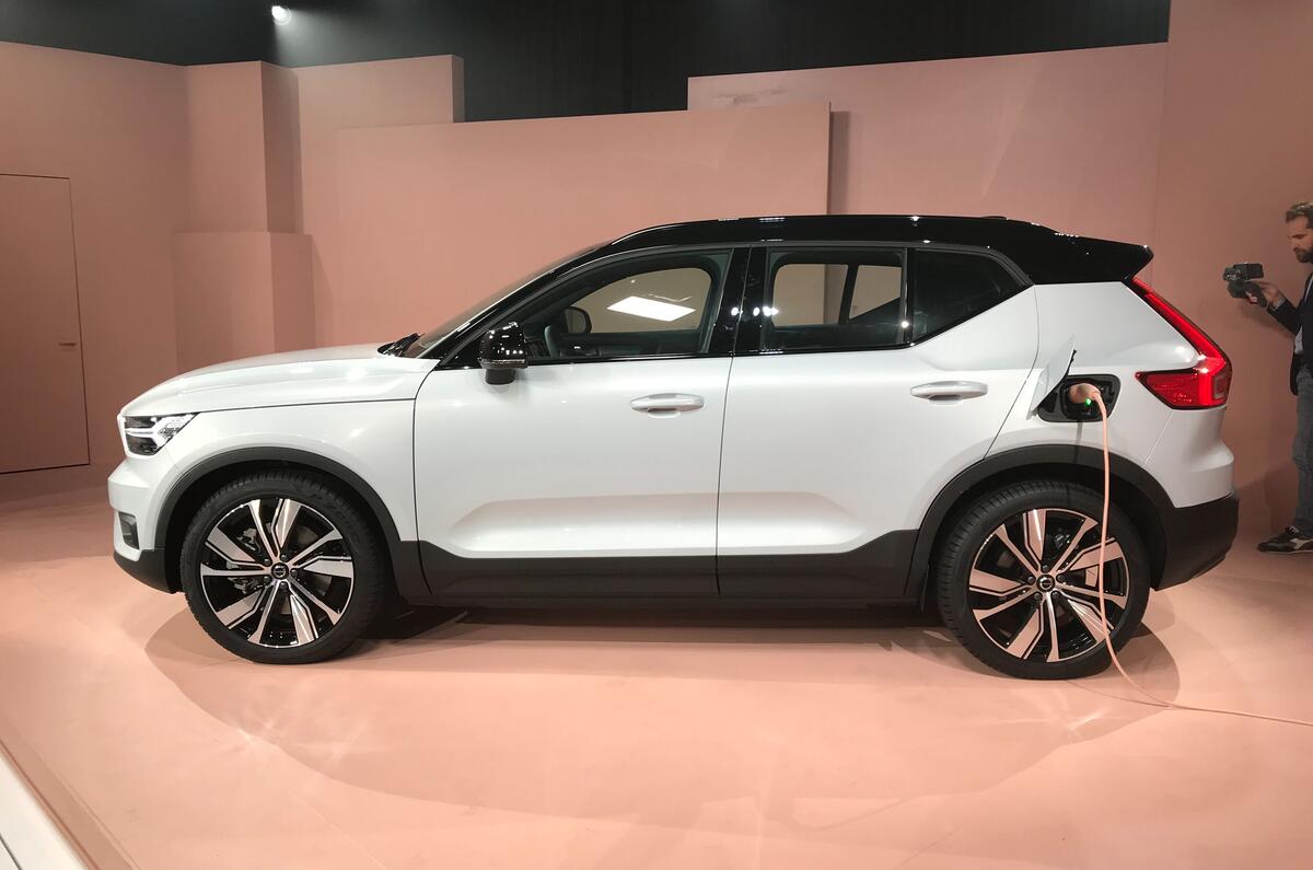 2020 Volvo XC40 Recharge - side