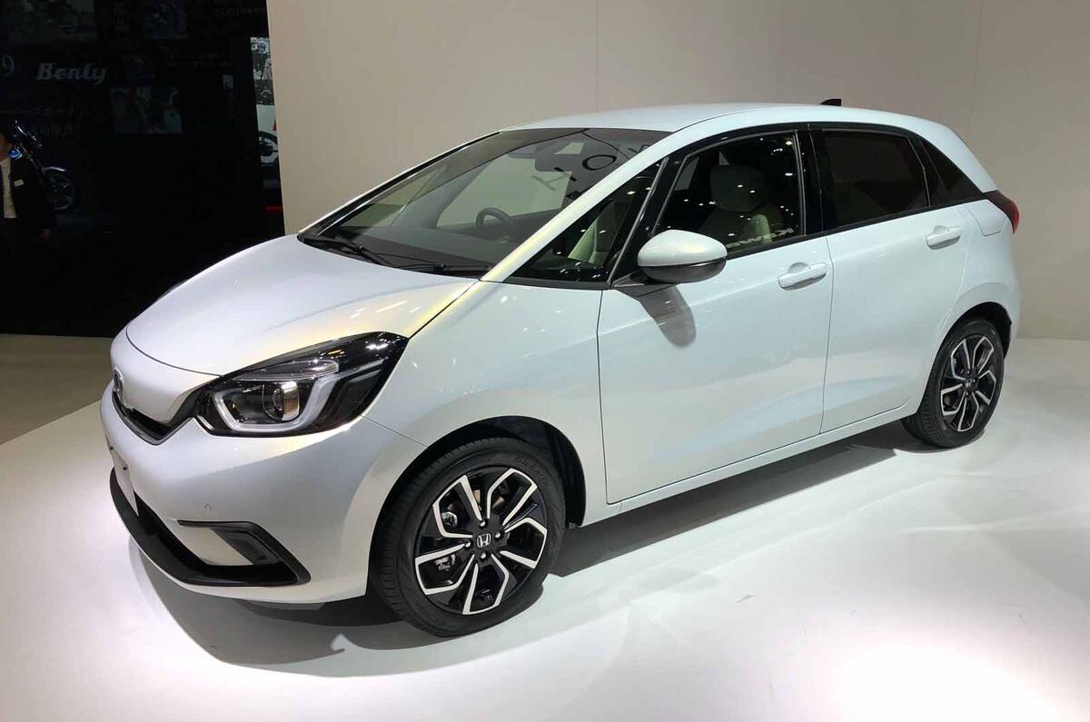 Honda Jazz revealed in Tokyo side front