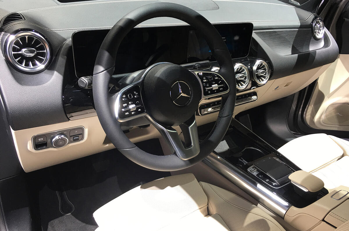 New Mercedes-Benz B-Class revealed