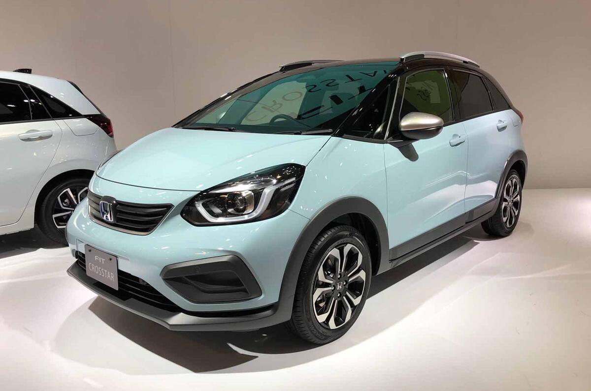 Honda Jazz revealed in Tokyo front cross
