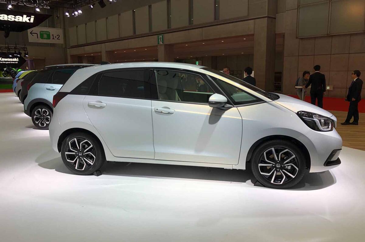 Honda Jazz revealed in Tokyo side