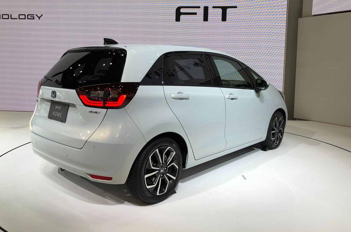Honda Jazz revealed in Tokyo side rear