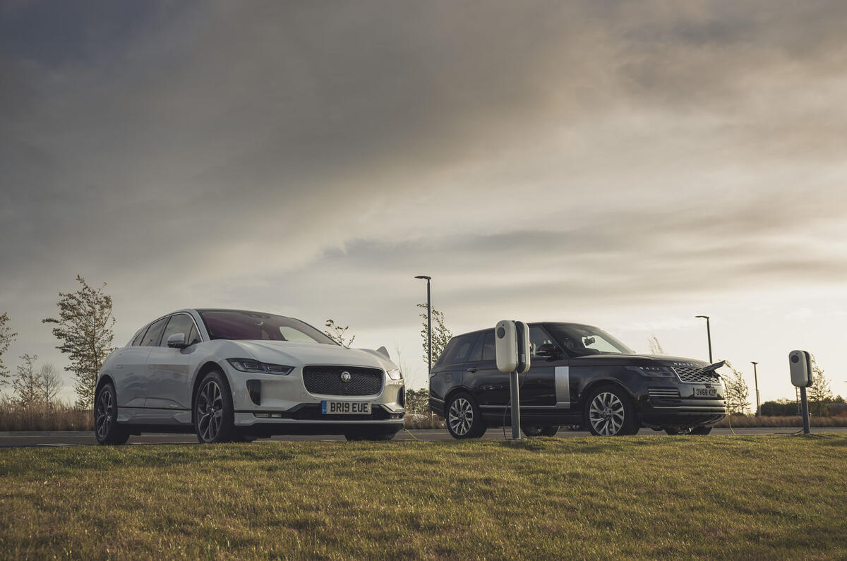 IMAGE  I PACE & RANGE ROVER PHEV (4)