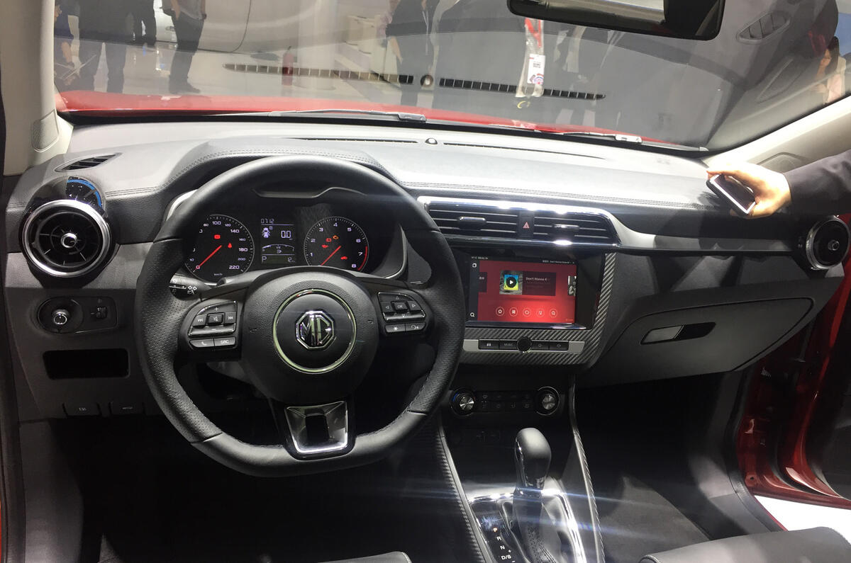 MG ZS small SUV revealed