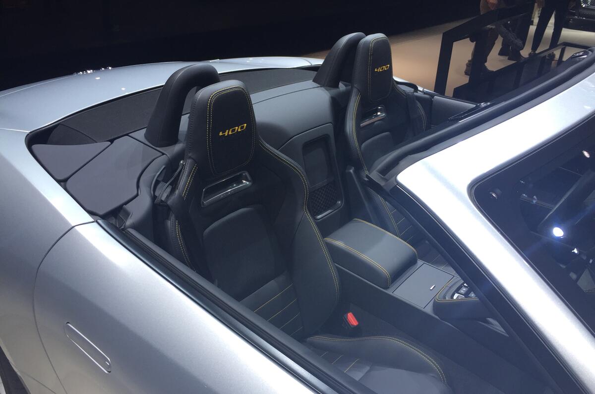 Jaguar F-Type Sport 400
