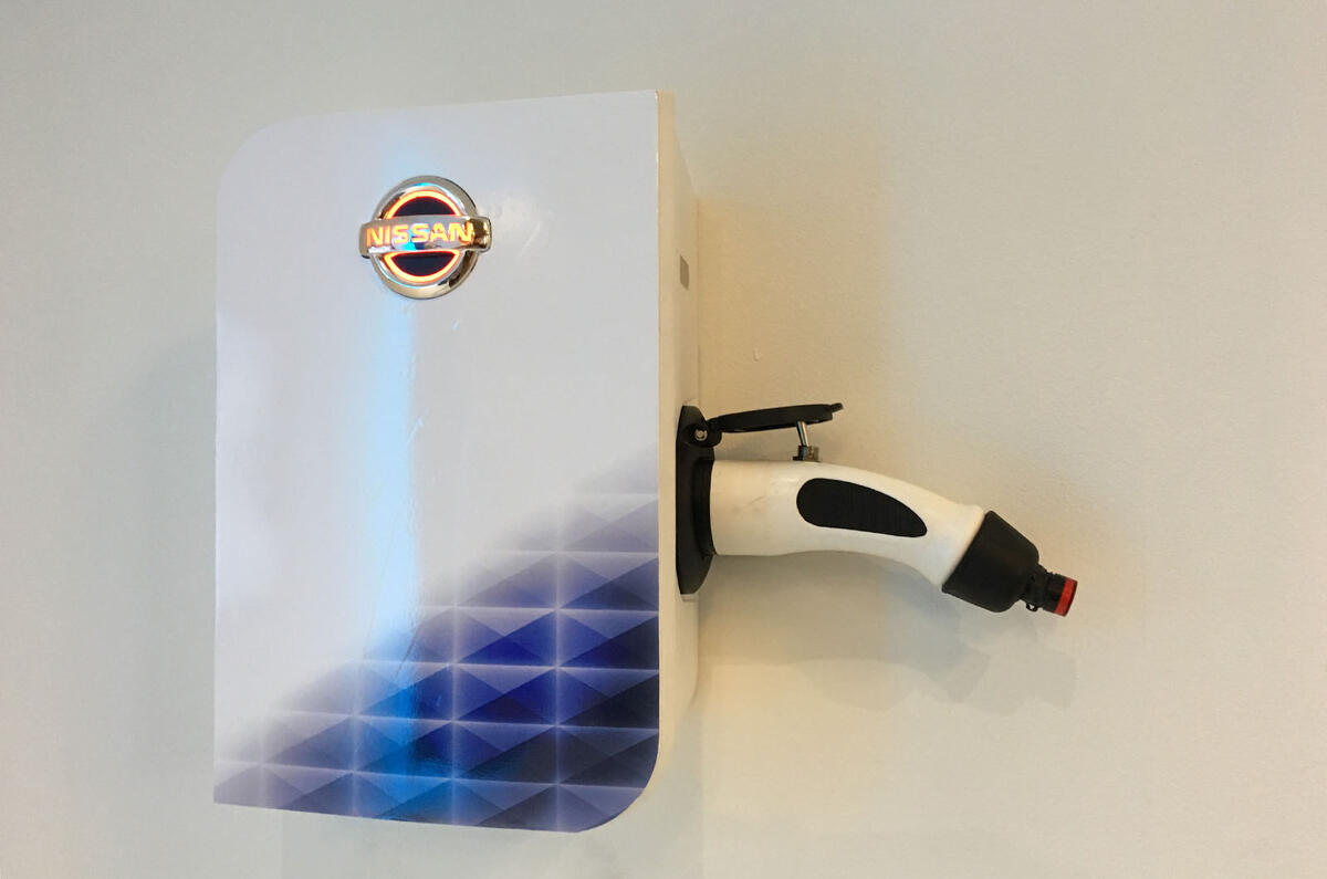 Nissan smart charger